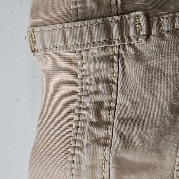 LEE relaxed fit khaki shorts - Picture 7 of 12